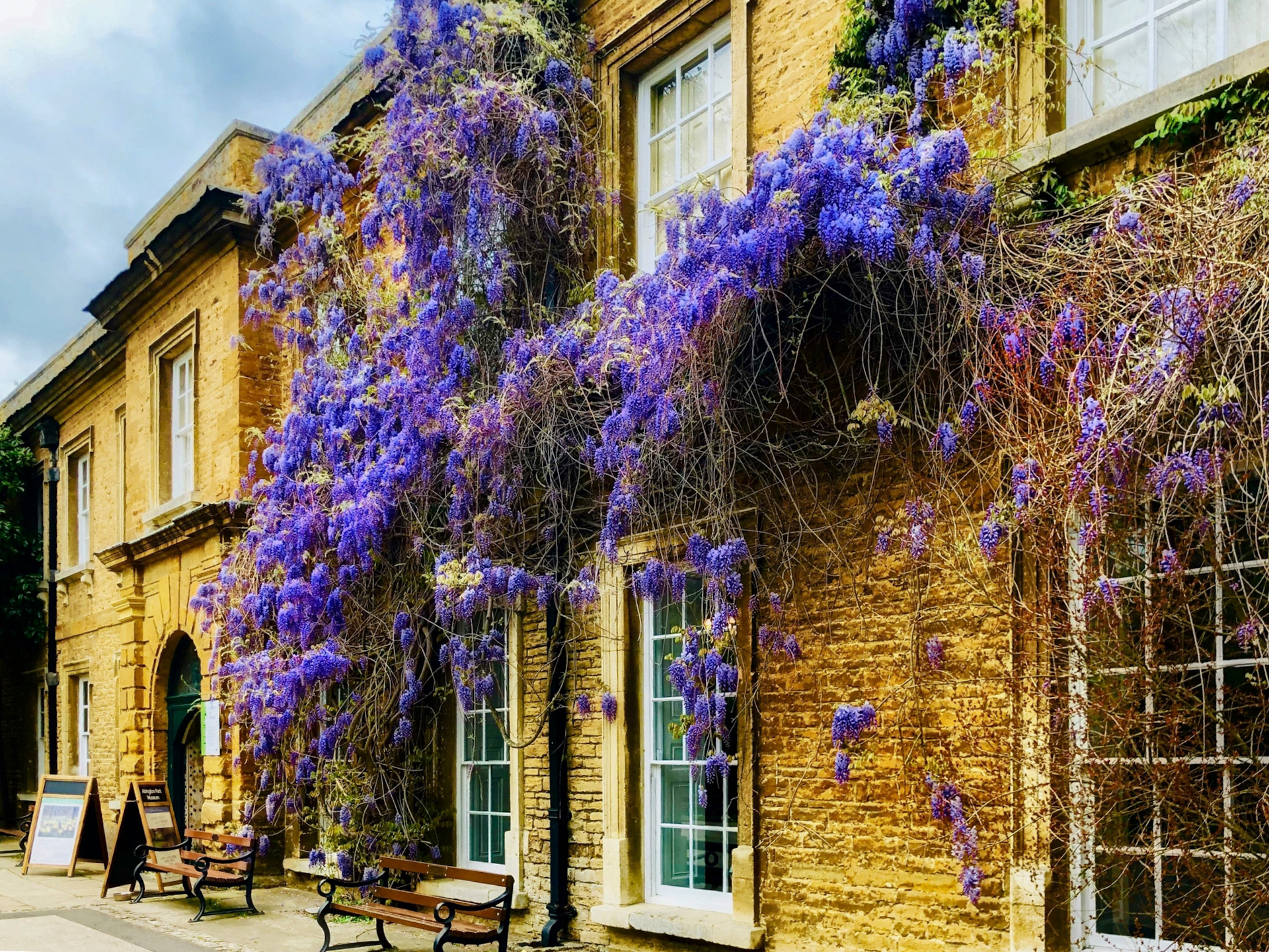 Abington Park Museum - external view 02